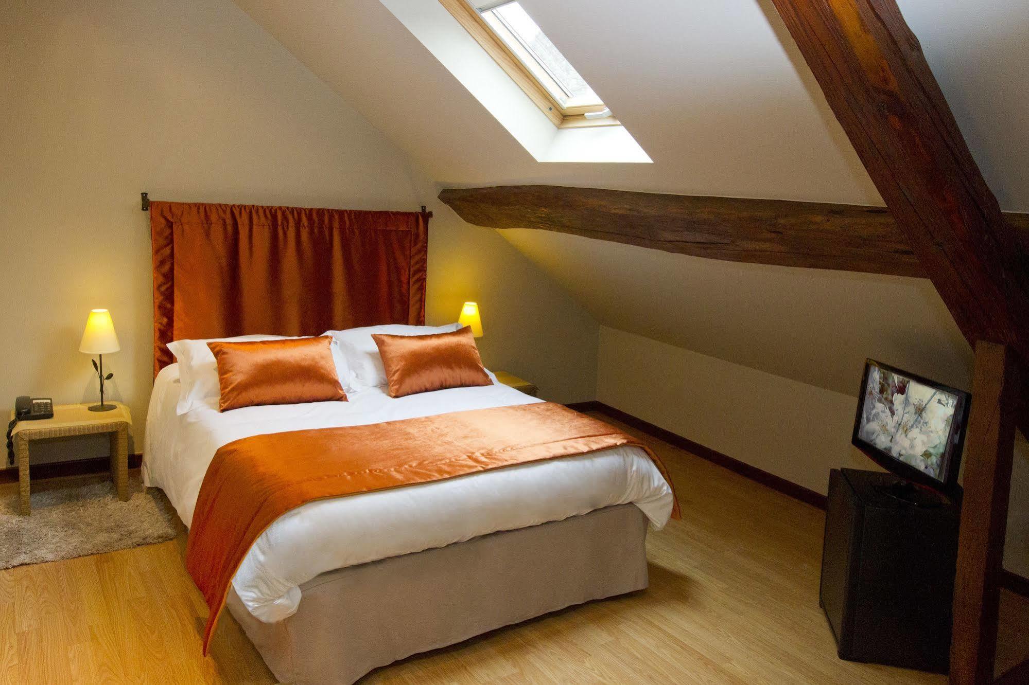 Hotel La Cour De La Paix Beaune  Esterno foto