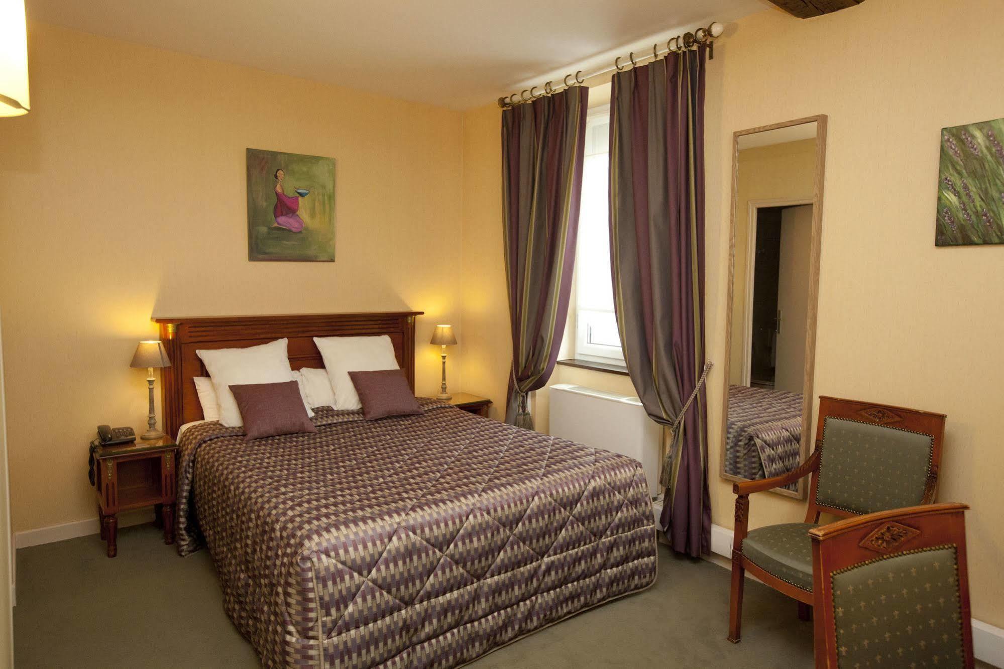 Hotel La Cour De La Paix Beaune  Esterno foto